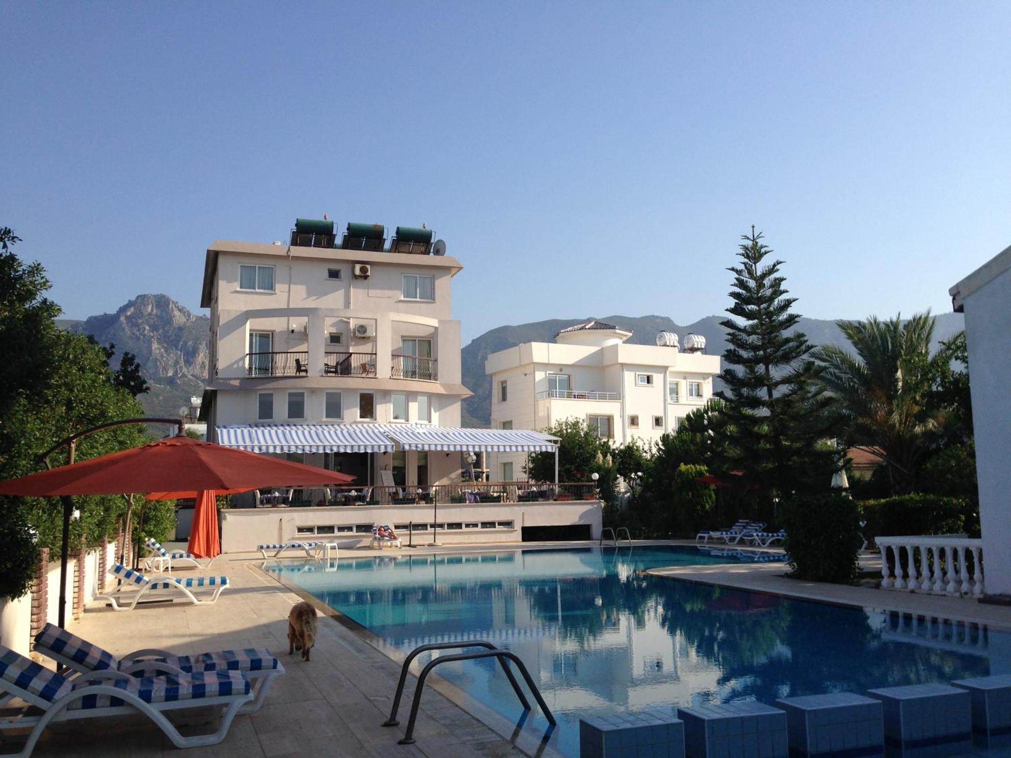 Agios Georgios  The Prince Inn Hotel & Villas מראה חיצוני תמונה