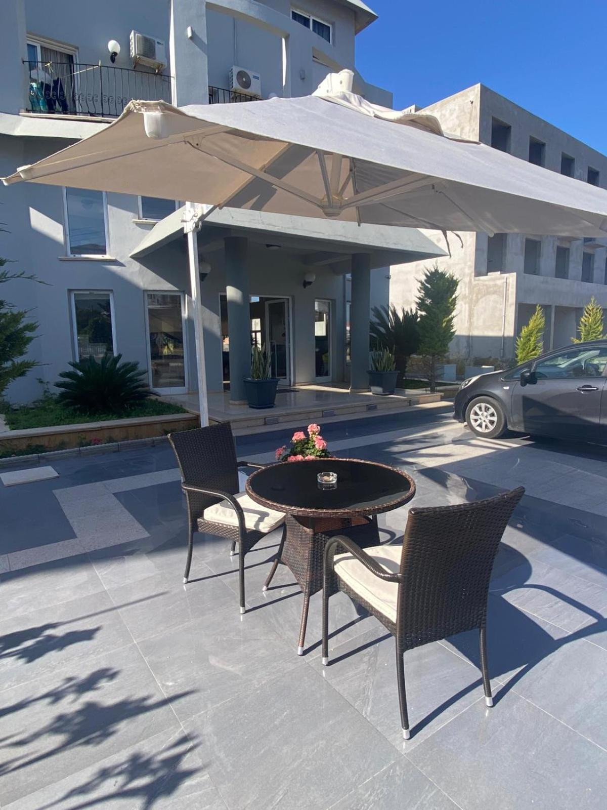 Agios Georgios  The Prince Inn Hotel & Villas מראה חיצוני תמונה