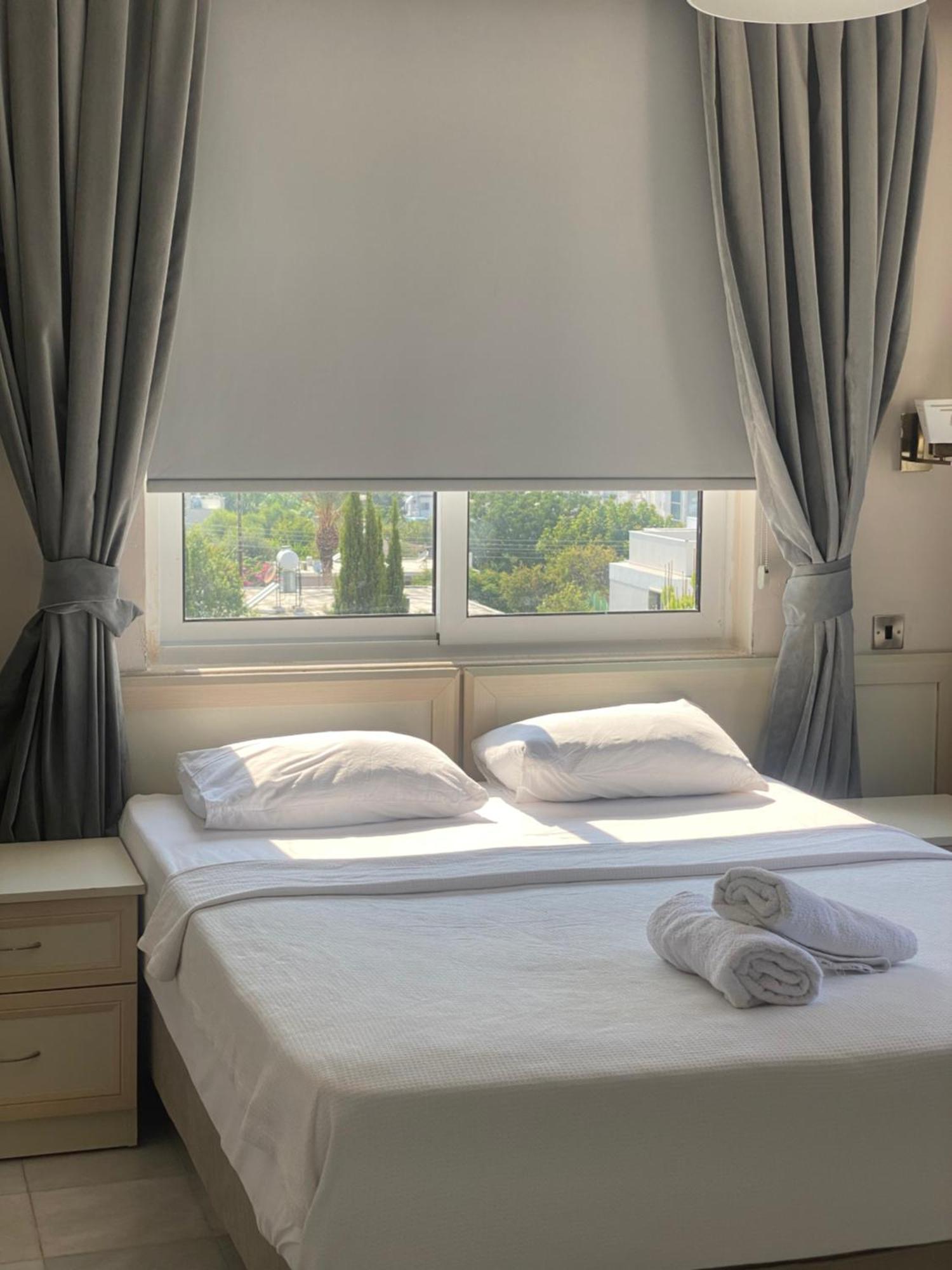 Agios Georgios  The Prince Inn Hotel & Villas מראה חיצוני תמונה