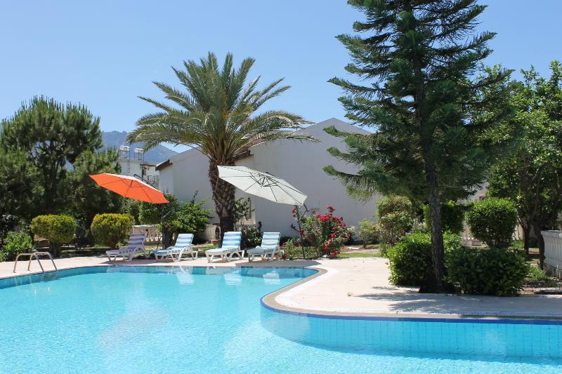Agios Georgios  The Prince Inn Hotel & Villas מראה חיצוני תמונה
