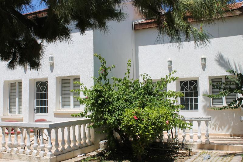 Agios Georgios  The Prince Inn Hotel & Villas מראה חיצוני תמונה