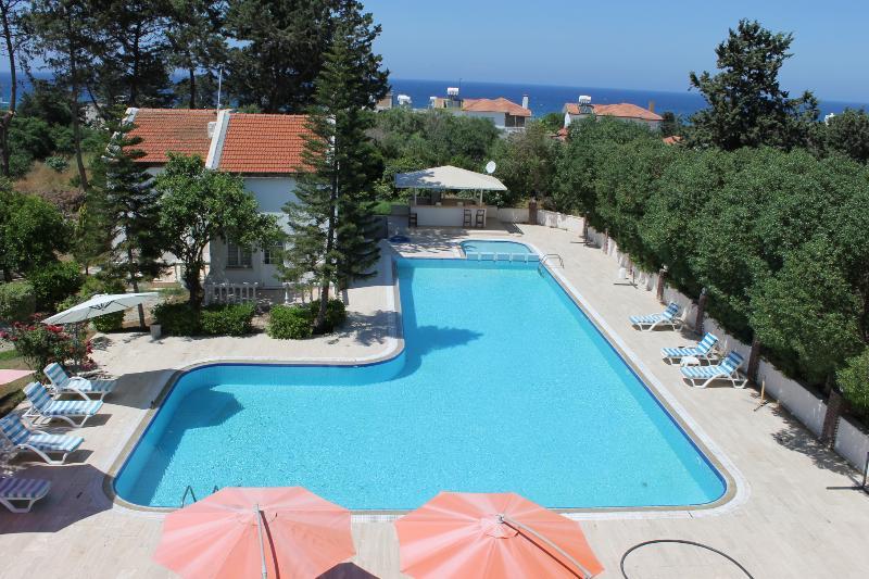 Agios Georgios  The Prince Inn Hotel & Villas מראה חיצוני תמונה